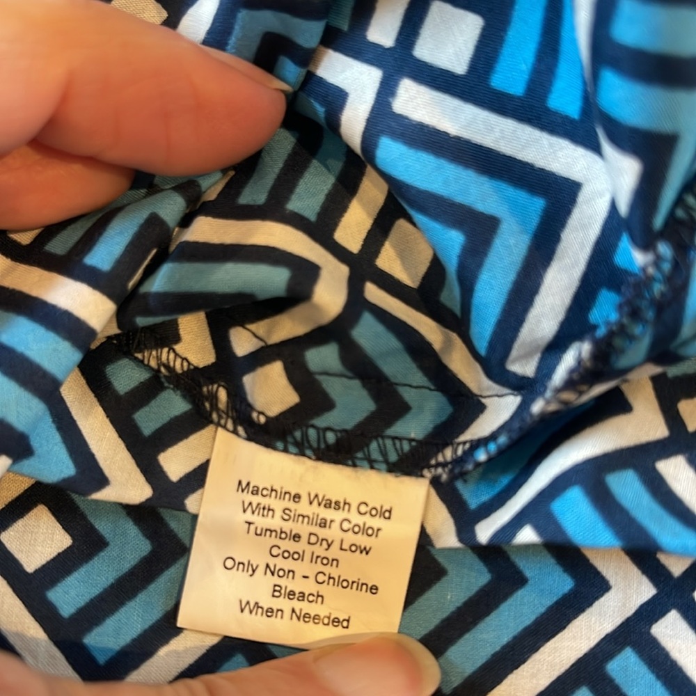 Vineyard Vines Block Island Tunic VV Flag Geo-Malibu size Small NWT - Picture 7 of 8